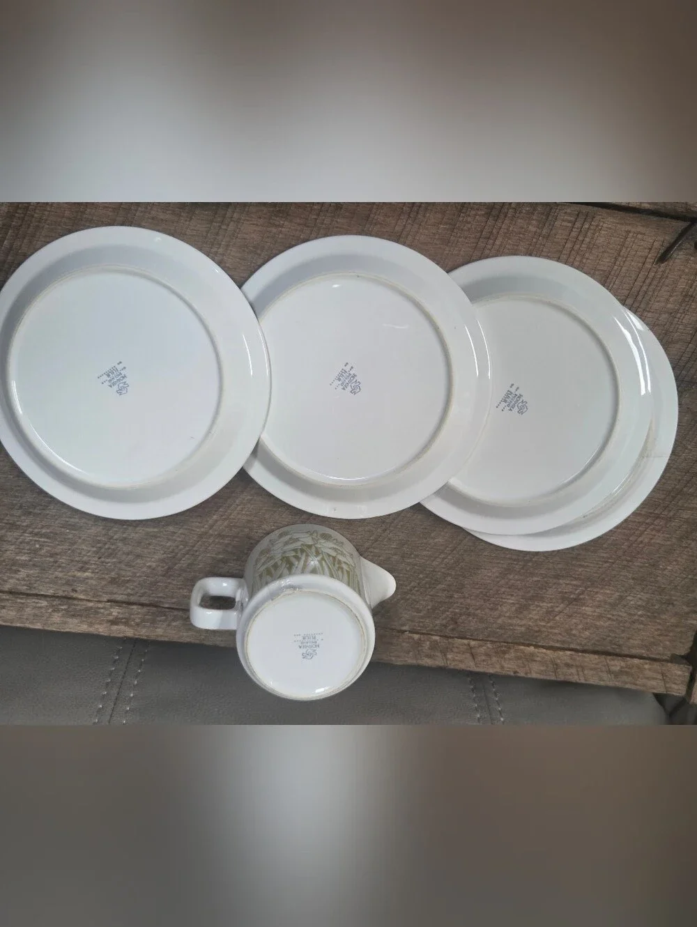 5 Pieces Vintage Hornsea England Pottery in the Fleur pattern ~ Bin 1E